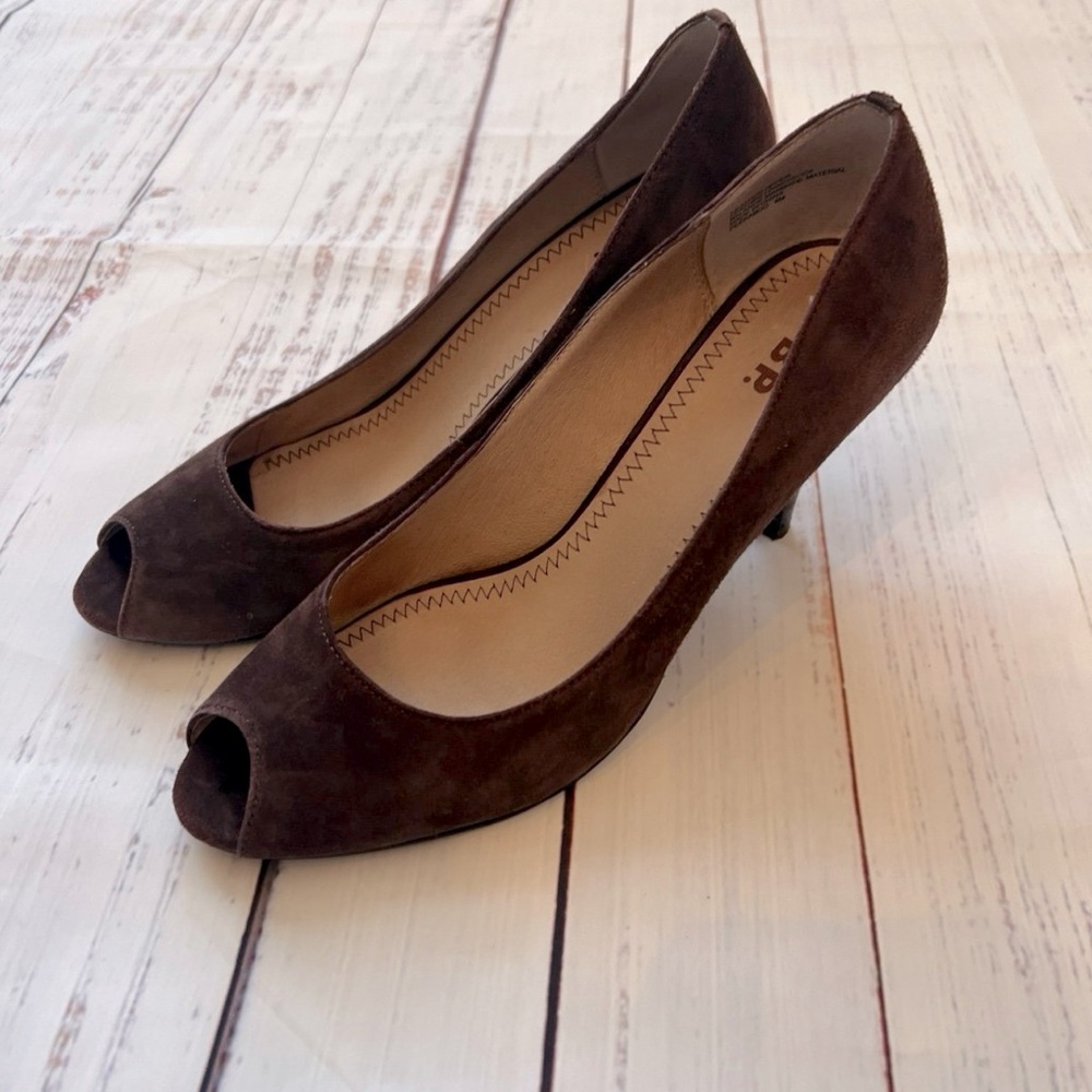 Suede Brown Peep Toe Heels Size 8